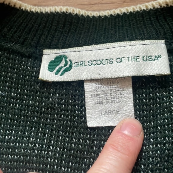 Hunter green & white vintage Girl Scouts of america cardigan - Picture 2 of 3